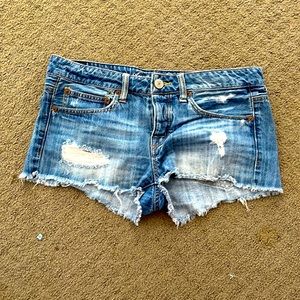 American eagle distressed jean shorts